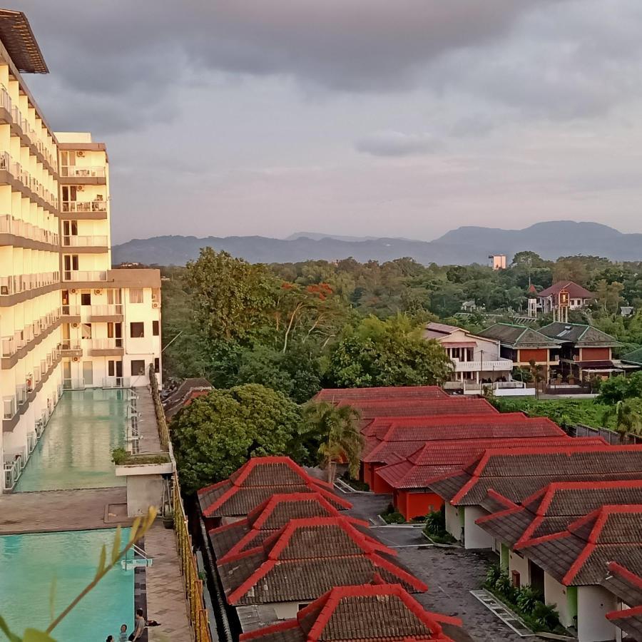 Vin'S Room At Vivo Apartemen Yogyakarta Exterior photo